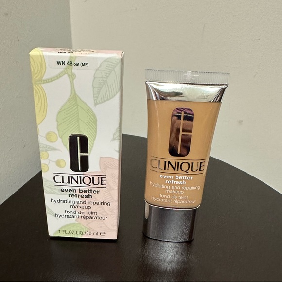 NEW CLINIQUE EVEN BETTER REFRESH HYDRATING FOUNDATION IN SHADE WN48 OAT (MF) - Picture 6 of 7